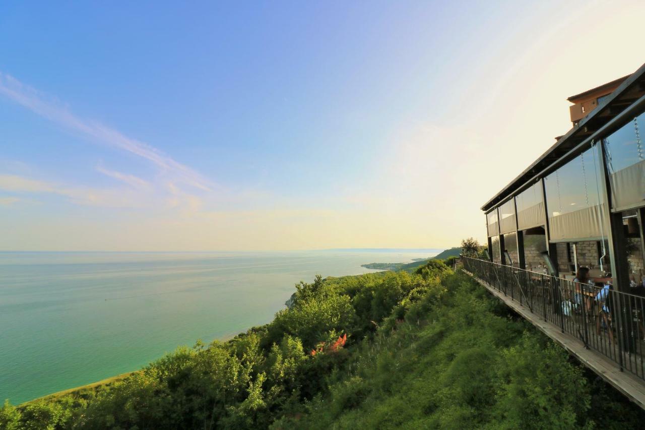 Kaliakria Sea View Flower Apartment Топола Екстериор снимка
